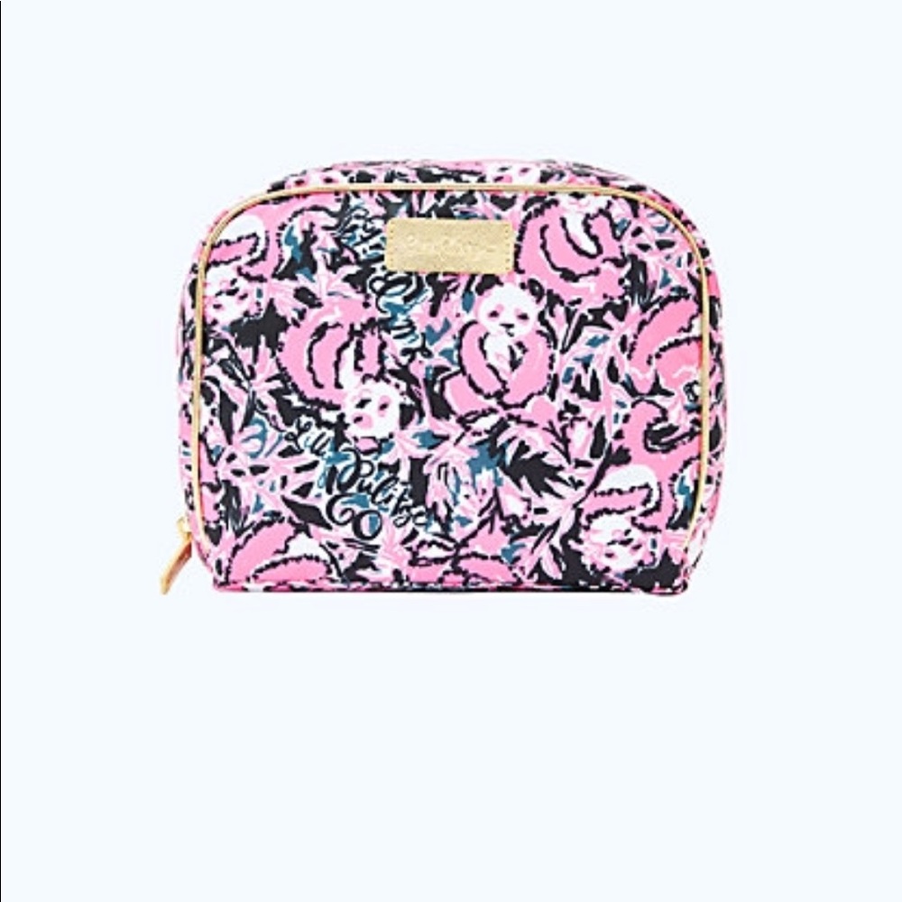 Lilly Pulitzer escape cosmetic hanging with my boo